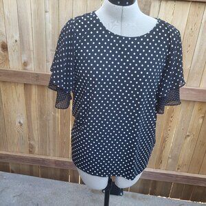 CeCe women's black white polka dot knit flutter sleeve top size medium